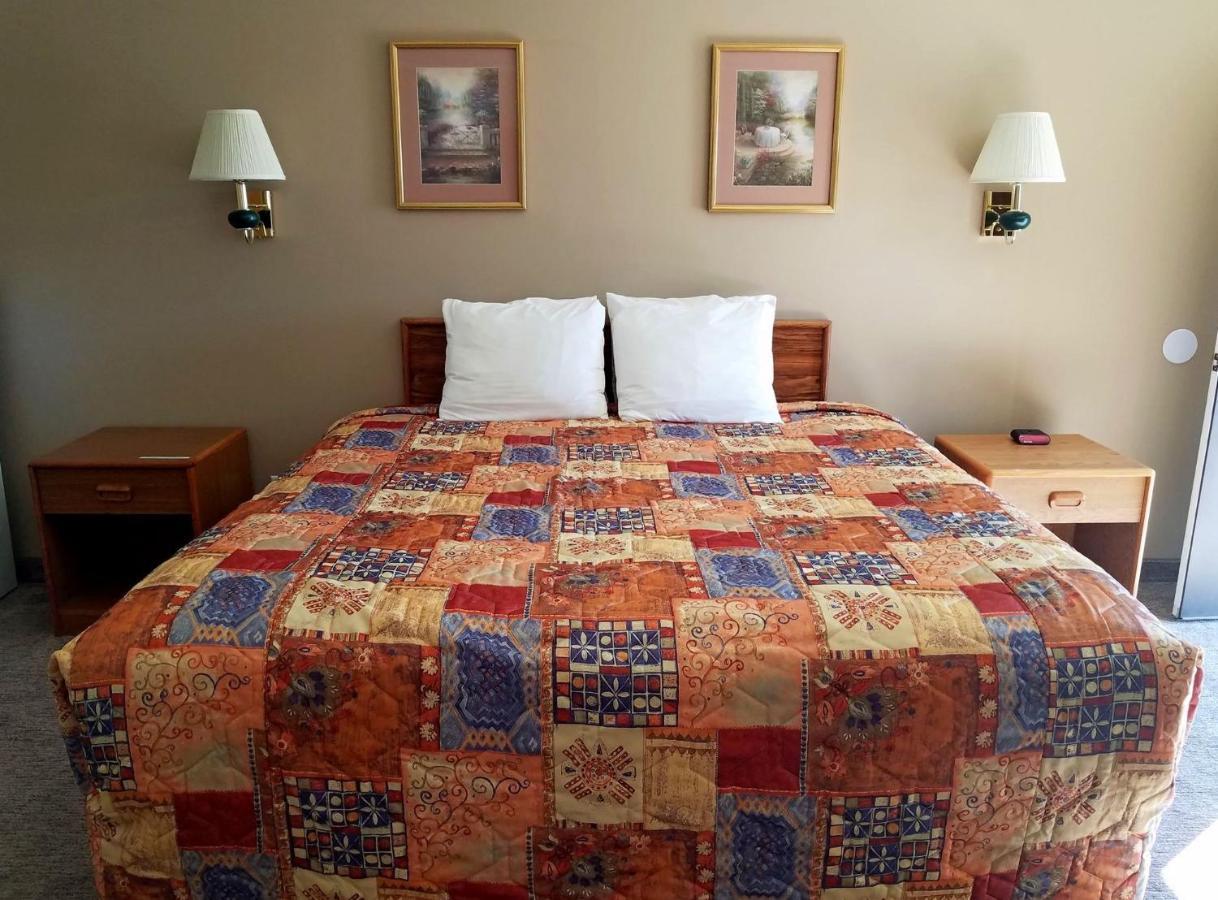 Aquarius Inn Bicknell Εξωτερικό φωτογραφία