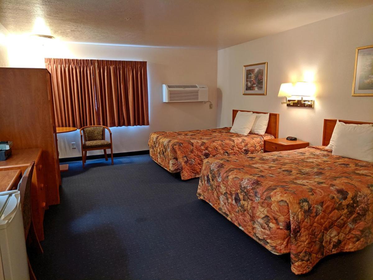 Aquarius Inn Bicknell Εξωτερικό φωτογραφία