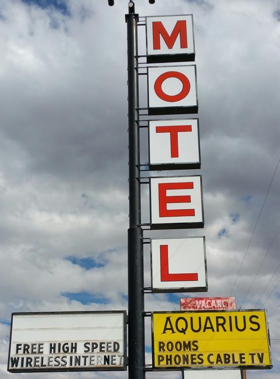 Aquarius Inn Bicknell Εξωτερικό φωτογραφία
