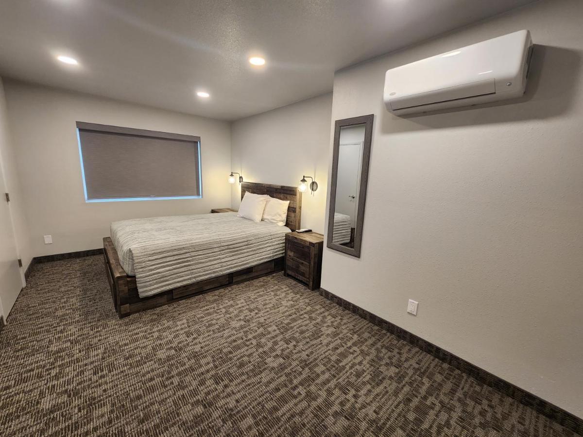 Aquarius Inn Bicknell Εξωτερικό φωτογραφία